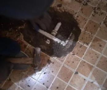 宿松卫生间漏水维修公司为您分享下卫生间渗水如何处理及注意事项